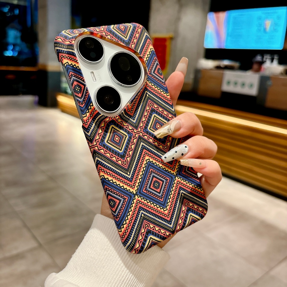 غطاء هاتف أصلي بتصميم ألياف ال - مراجعة Huawei Pura 70 وسعره