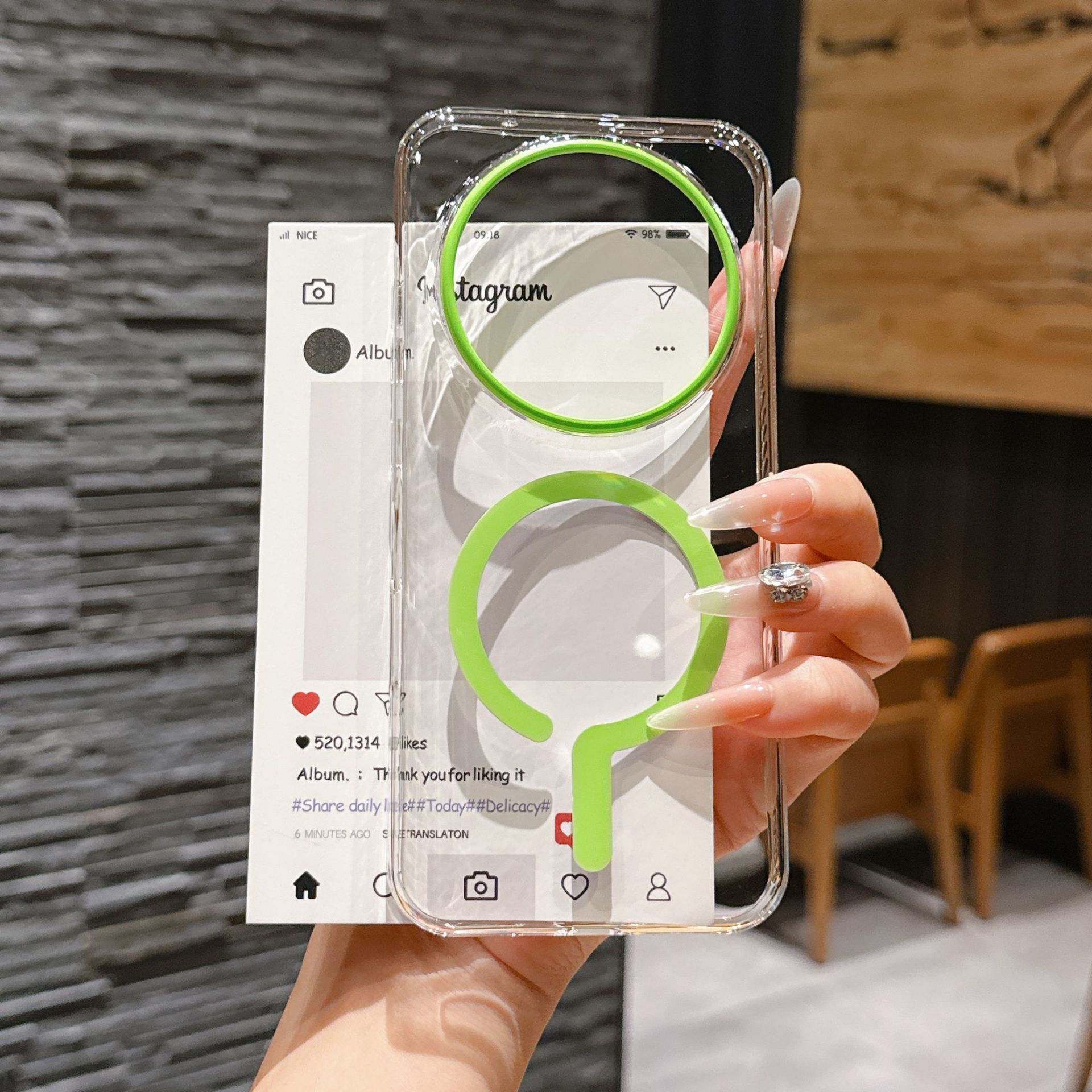 حافظة هاتف شفافة فاخرة عالية ا - مراجعة Clear Magsafe Case وسعره