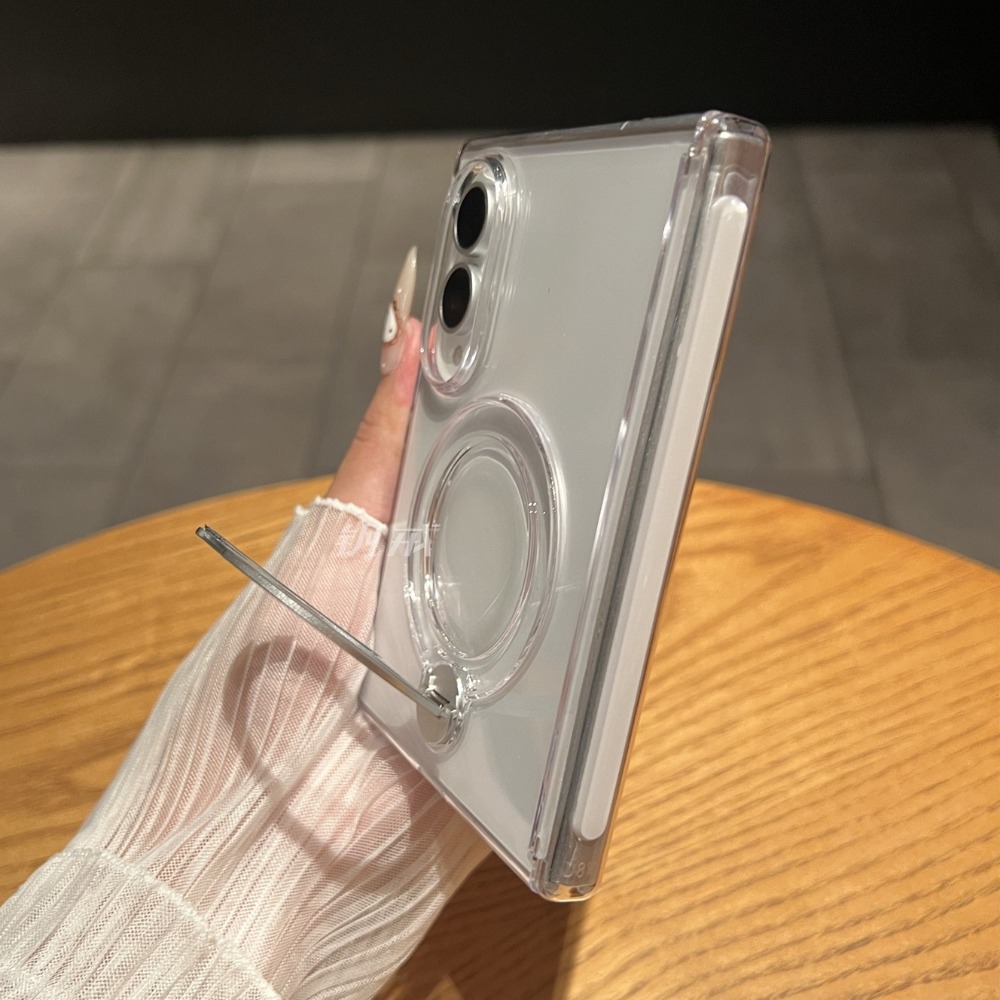 غطاء واسع شفاف لسامسونج Z Fold - مراجعة Clear Magsafe Case وسعره